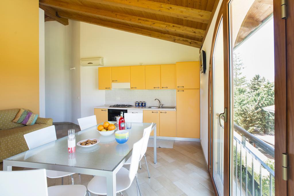 Ferienwohnung Helios Casa Vacanze Alcamo Marina Exterior foto
